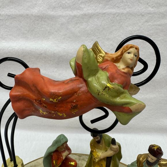 Vintage JC Penny Flying Angel Nativity Porcelain Baby Jesus & 3 Wise Men- Good - Picture 3 of 11